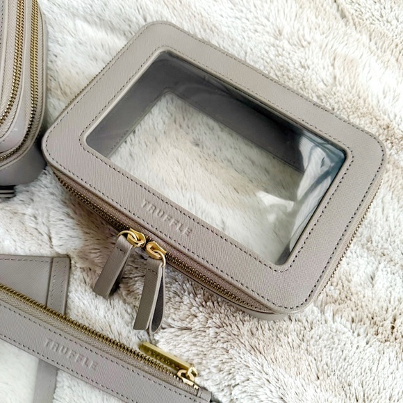 TRUFFLE Clarity Jetset Case and Clutch in Toffee Leather - Picture 3 of 13